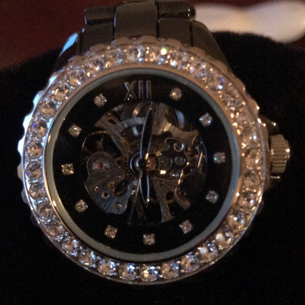 Watch - Picture 4 of 4